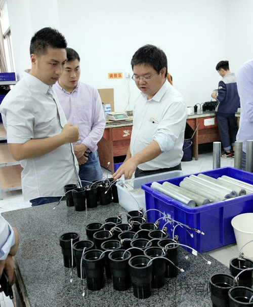 說(shuō)明: http://image0.chunsuns.com/site501/upload/album/20170426/2017042618392114570785.jpg